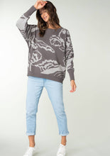 Load image into Gallery viewer, Oversized Floral Pullover