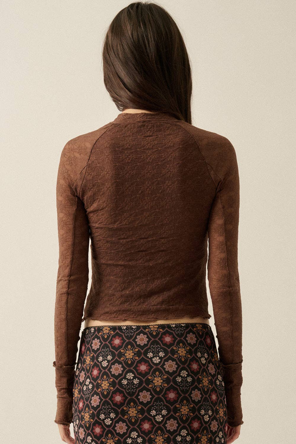 Floral Lace Mock-Neck Fitted Long-Sleeve Thumbhole Top: Chocolate