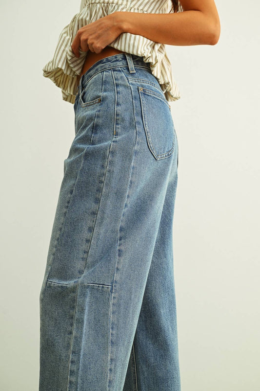 Classic Tapered Barrel Jeans