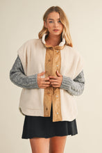 Load image into Gallery viewer, Comfy Puffer Vest Mustard Seed