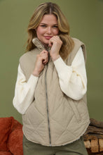 Load image into Gallery viewer, Quilted Puffer Vest