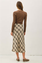 Load image into Gallery viewer, Ruther Plaid Midi Skirt Be Cool