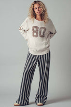Load image into Gallery viewer, Varsity 80 Distressed Pullover