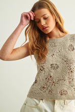 Load image into Gallery viewer, Floral Pattern Knitted Top