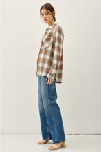 Load image into Gallery viewer, Plaid Button Up Shirt
