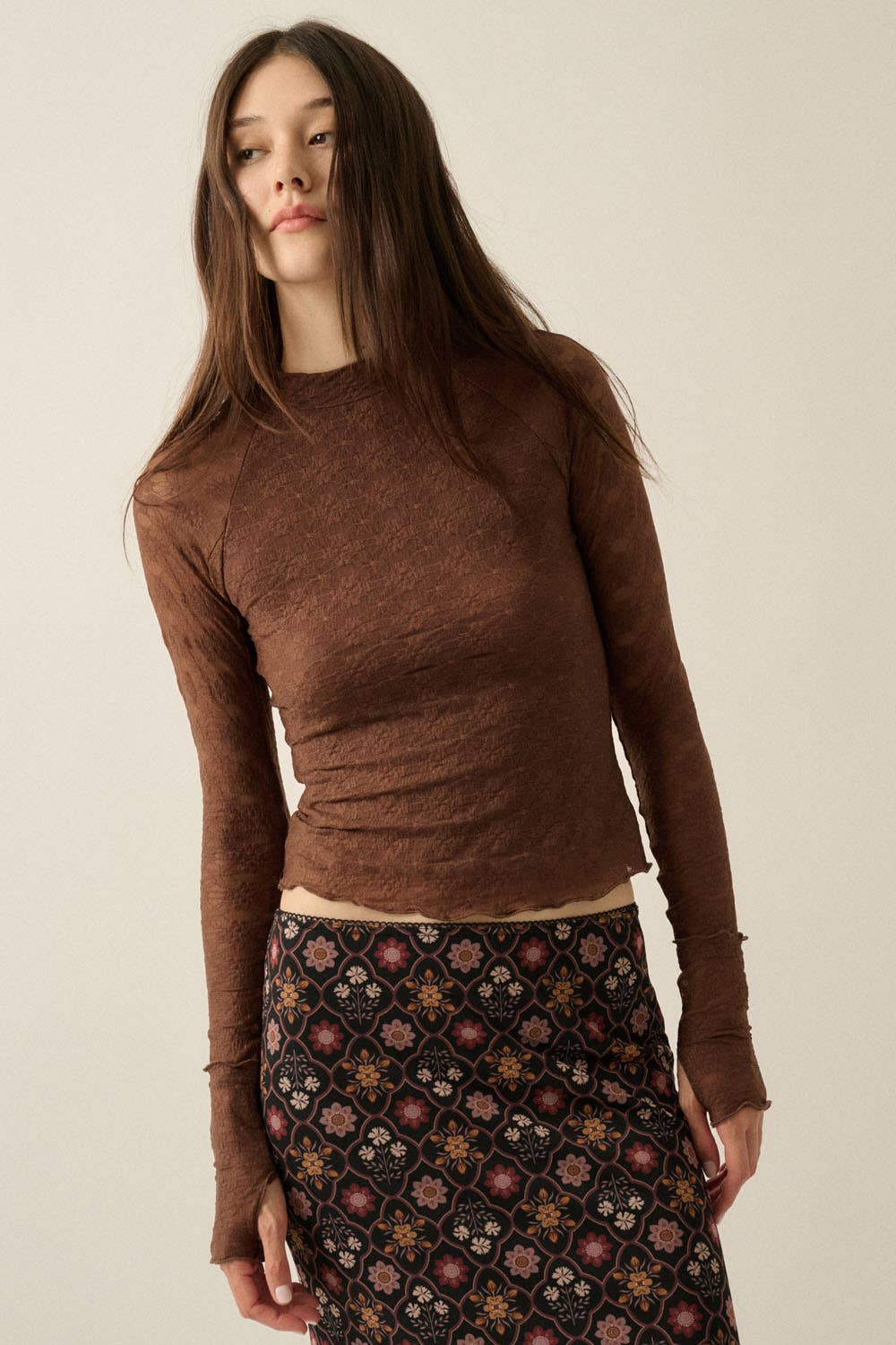 Floral Lace Mock-Neck Fitted Long-Sleeve Thumbhole Top: Chocolate