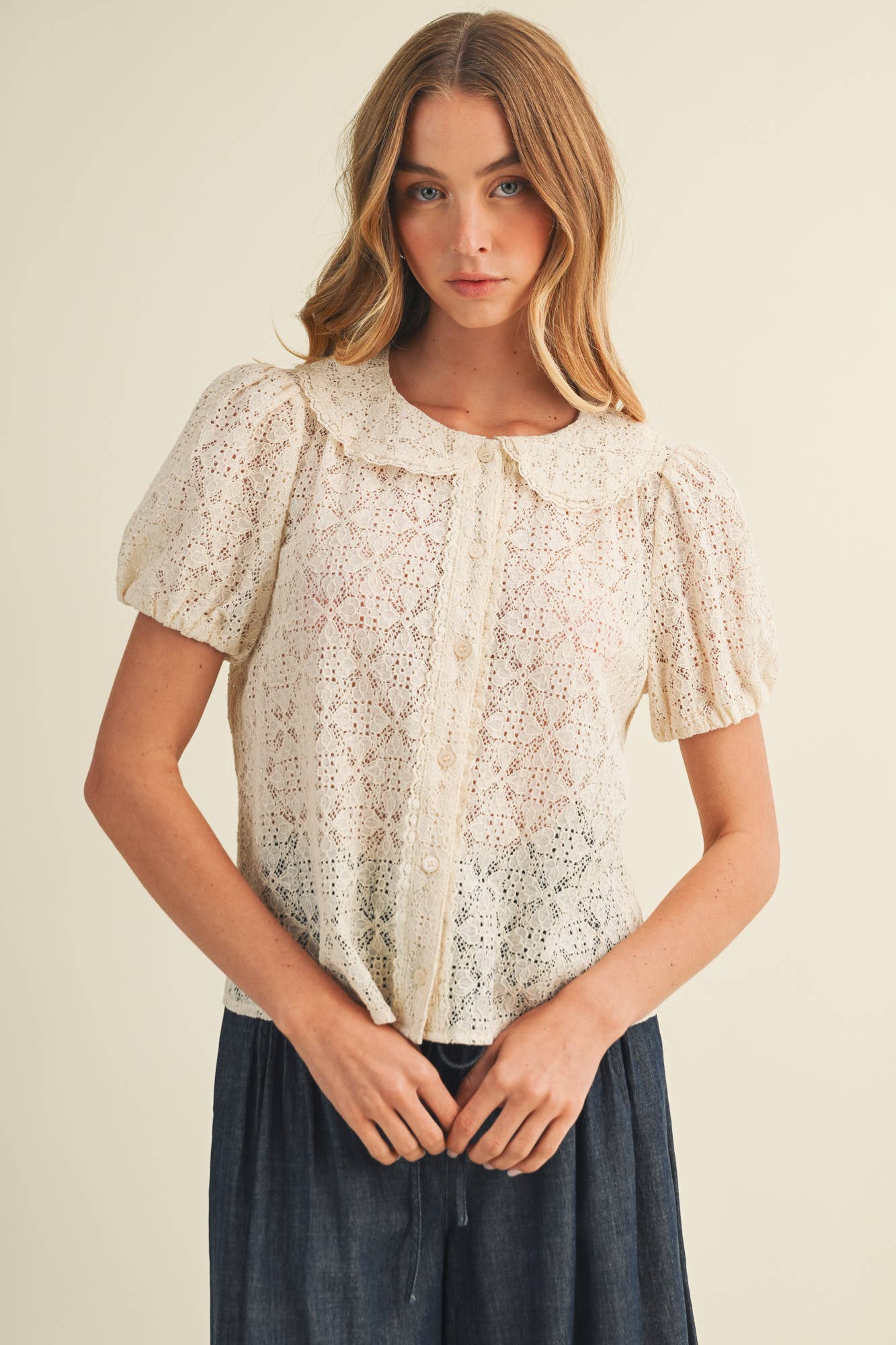 Peter Pan Collar Diamond Knit Blouse