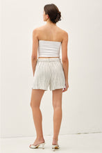 Load image into Gallery viewer, Breezy Linen Shorts

