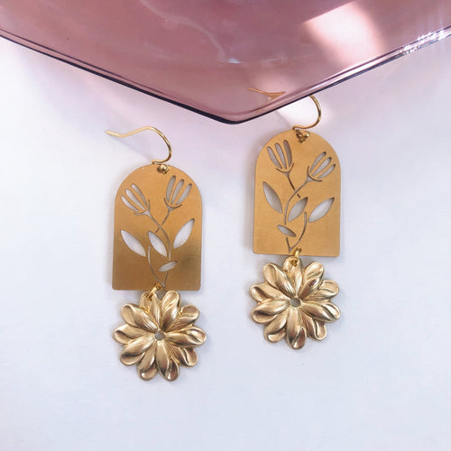 Blooming Daisy Earrings GeoMetricGem