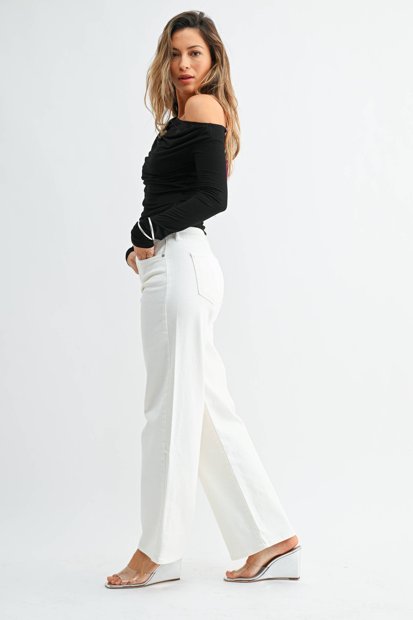 Julia-Wide Leg Denim Jeans Off White 