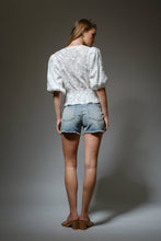 Load image into Gallery viewer, Floral Jacquard Tie Puff Sleeve Top
