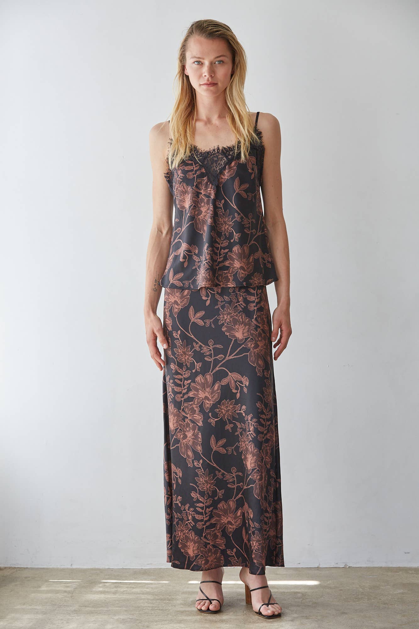 Woven Polyester Floral Print Maxi Skirt