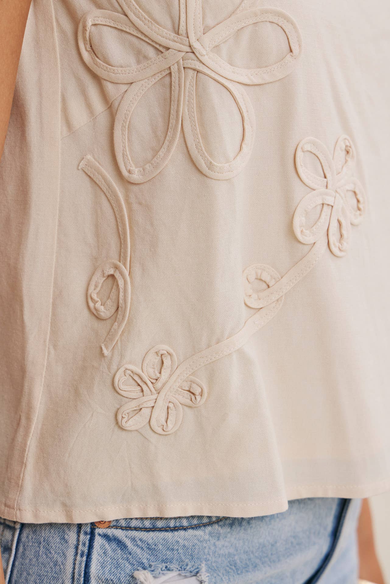 Luxury Linen Floral Applique Tank Top