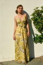 Load image into Gallery viewer, Tropical Print Maxi Dress
