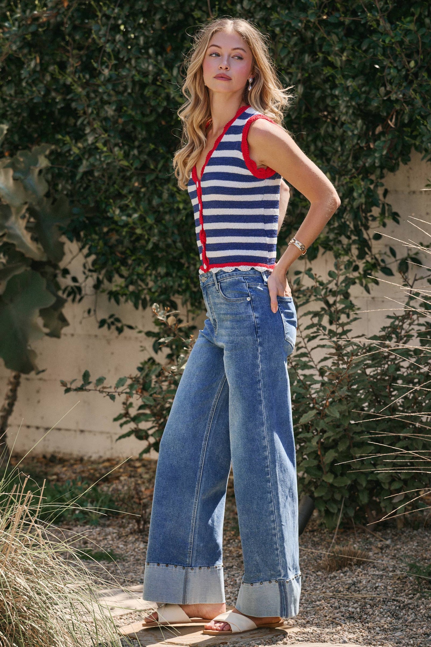 Mid Rise Straight Leg Stretch Denim Jeans Pants