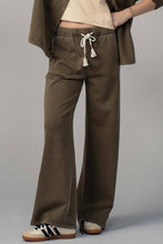 Load image into Gallery viewer, Relaxed Wide Leg Drawstring Pants
