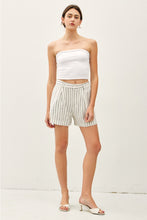 Load image into Gallery viewer, Breezy Linen Shorts
