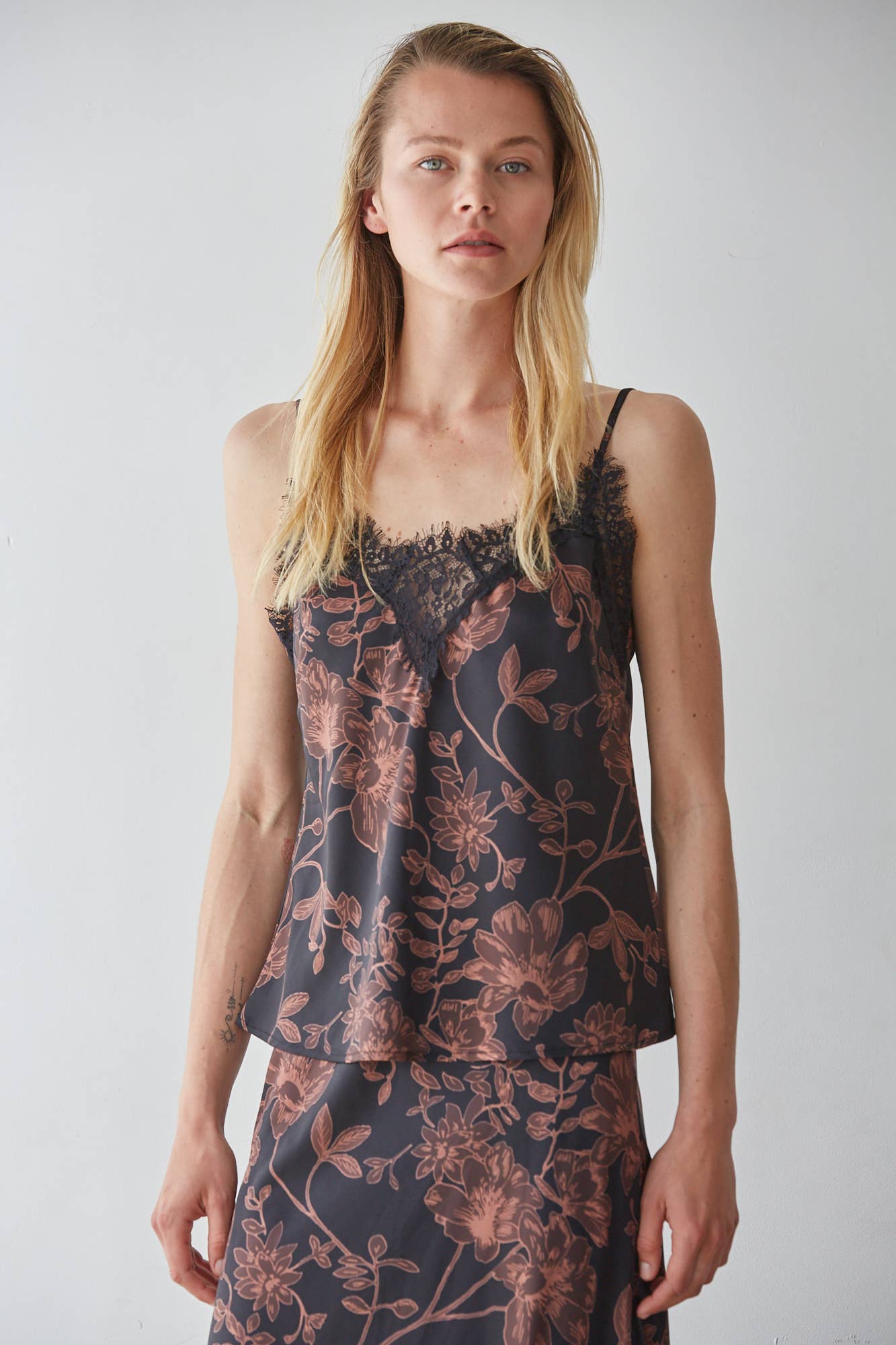 Woven Polyester Floral Print V Neck Top