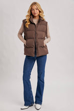 Load image into Gallery viewer, FUNNEL NECK COLLAR QUILTED PUFFER VEST
