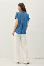 Load image into Gallery viewer, Short Sleeve Chambray Top Be Cool
