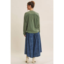 Load image into Gallery viewer, Oversized Sea Green Cotton Blouse
