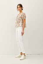 Load image into Gallery viewer, Floral Puff Sleeve Top
