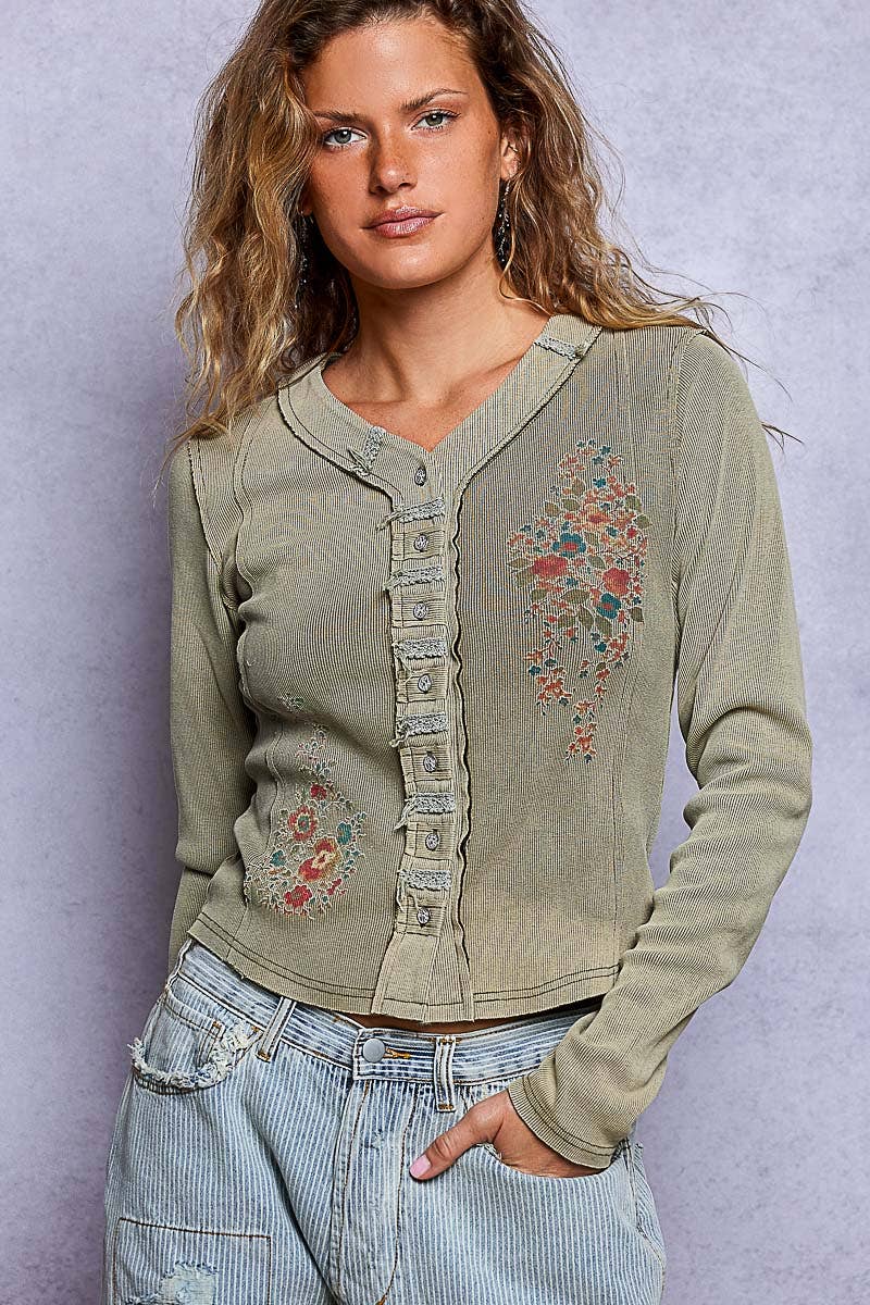 Vintage-Inspired Wash Button-Front Placket Ribbed Knit Top