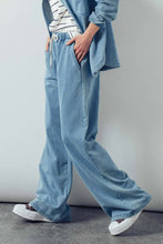 Load image into Gallery viewer, Relaxed Wide Leg Drawstring Pants
