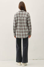 Load image into Gallery viewer, Classic Plaid Shirt
