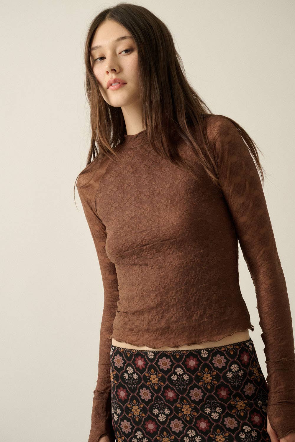 Floral Lace Mock-Neck Fitted Long-Sleeve Thumbhole Top: Chocolate