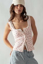 Load image into Gallery viewer, Floral Button Up Tank
