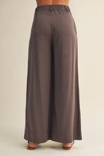 Load image into Gallery viewer, High Waist Wide Leg Pants
