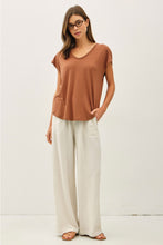 Load image into Gallery viewer, Clay Raw Edge V-neck Tee
