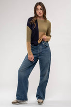 Load image into Gallery viewer, Colorblock Pullover Sweater
