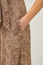 Load image into Gallery viewer, Leopard Print Midi Dress Be Cool
