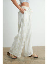 Load image into Gallery viewer, Printed Wide Leg Pants
