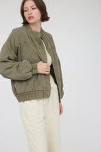 Load image into Gallery viewer, Olive Quilted Button Down Jacket
