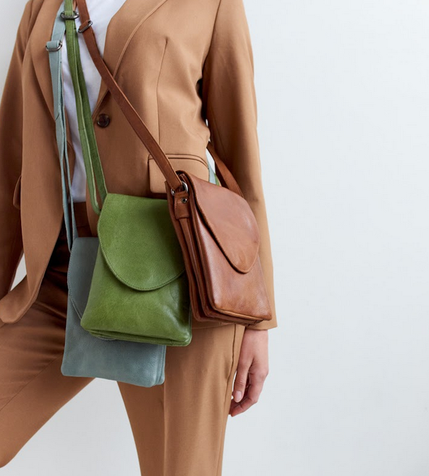 Pippa Handcrafted Leather Crossbody Bags: Cognac