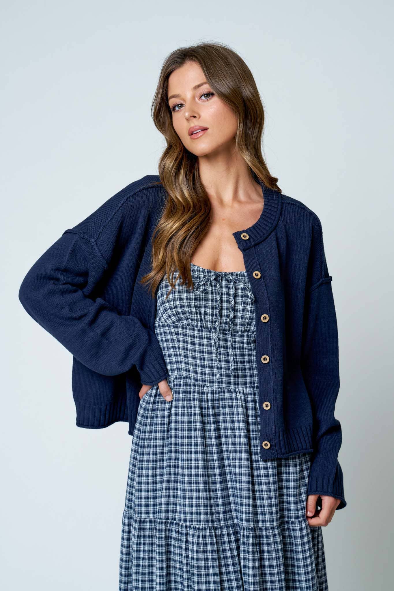 Raw Edge Seam Knit Cardigan