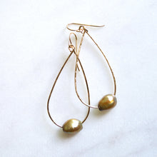 Load image into Gallery viewer, Freshwater Pearl Teardrop Earrings
