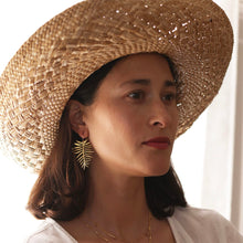 Load image into Gallery viewer, Areca Palm Earrings Amano Studio
