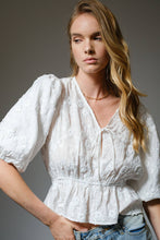 Load image into Gallery viewer, Floral Jacquard Tie Puff Sleeve Top
