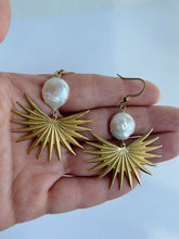 Load image into Gallery viewer, The Stevie Earrings GeoMetricGem
