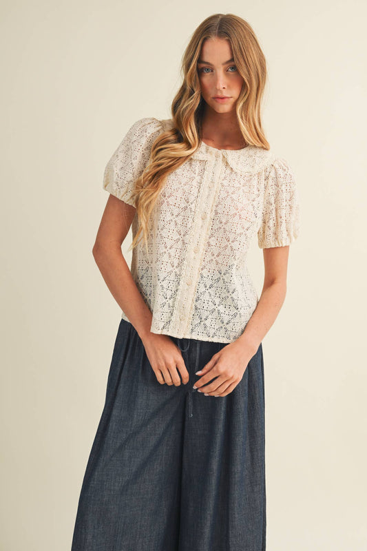 Peter Pan Collar Diamond Knit Blouse