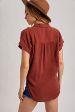 Load image into Gallery viewer, Essential Cotton Button Up Shirt
