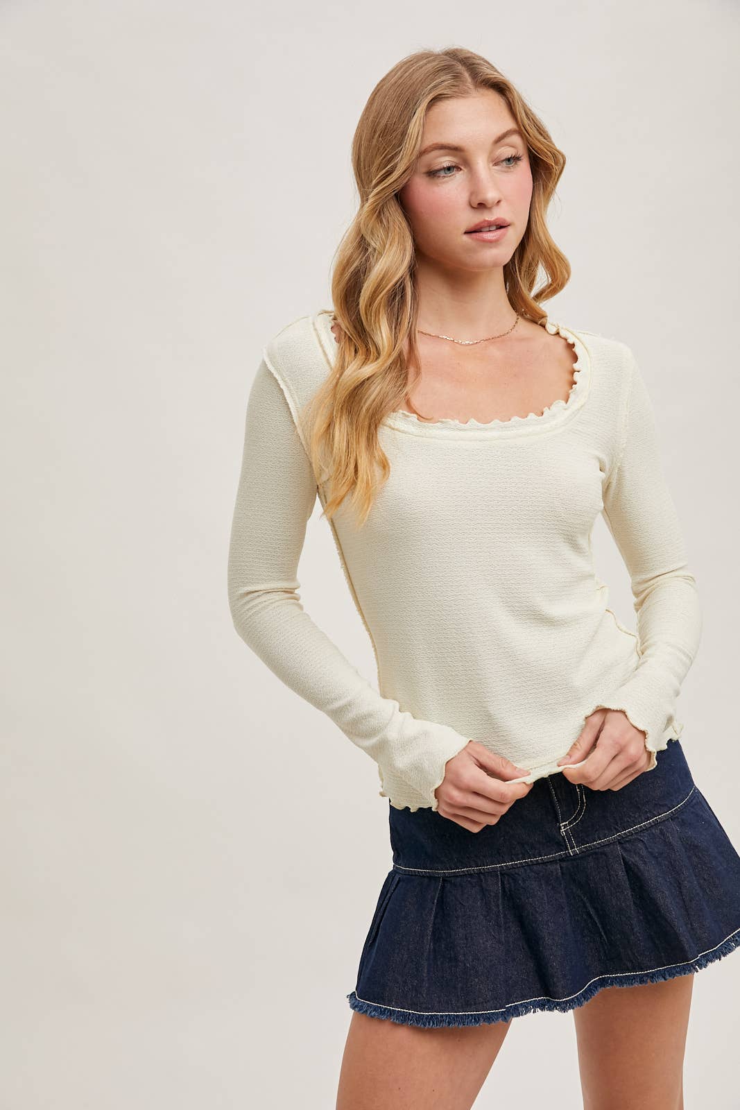 Scoop Neck Long Sleeve Knit Top
