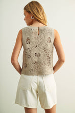 Load image into Gallery viewer, Floral Pattern Knitted Top
