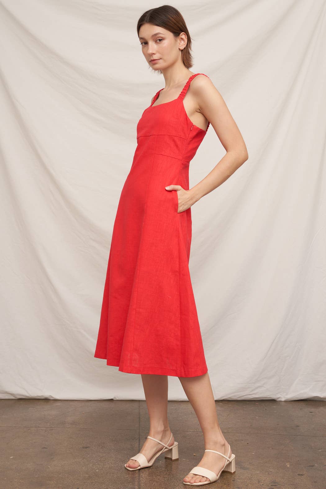 Sleeveless Open-Back Midi Dress