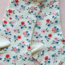 Load image into Gallery viewer, Ivory Garden Flower Socks Tiepology
