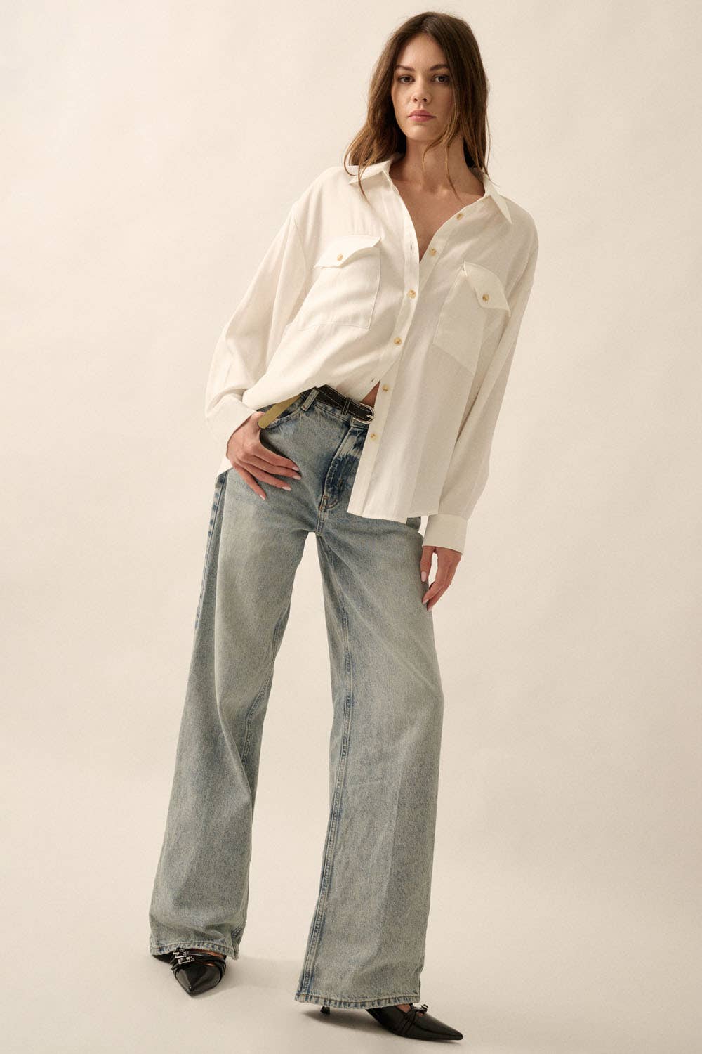 Solid Woven Loose-Fit Button-Up Pocket Shirt 